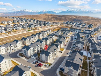 Welcome to the highly sought after Quailhill Community in - photo 35