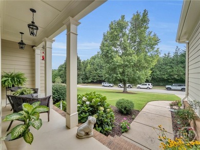 Nestled on a sprawling 1.13-acre lot in the desirable Thornwood - photo 3