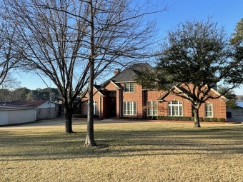 Amazing home in mint condition on gorgeous Lake Jacksonville! - Lake Home For Sale in Jacksonville, Texas
