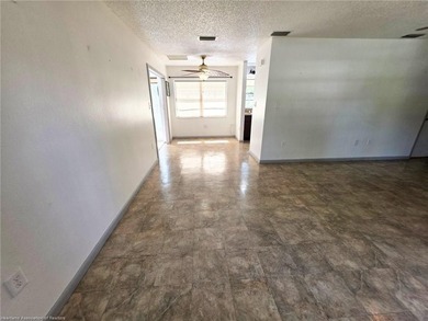 Are you looking for the perfect starter home? Check out this 2/1 - photo 11