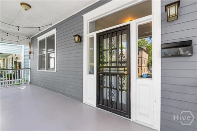 Welcome to 541 E. Park Avenue, where timeless Savannah charm - photo 3