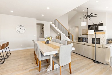 Welcome to this beautiful, fully finished home in the heart of - photo 20