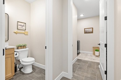 Welcome to this beautiful, fully finished home in the heart of - photo 22