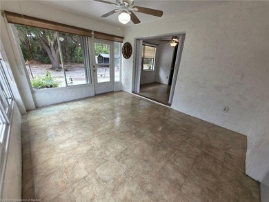 Are you looking for the perfect starter home? Check out this 2/1 - photo 31