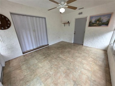 Are you looking for the perfect starter home? Check out this 2/1 - photo 33
