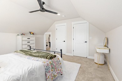 Welcome to this beautiful, fully finished home in the heart of - photo 38