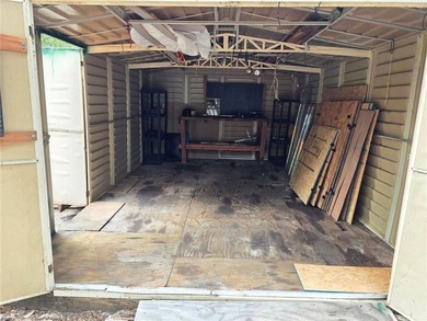 Are you looking for the perfect starter home? Check out this 2/1 - photo 44