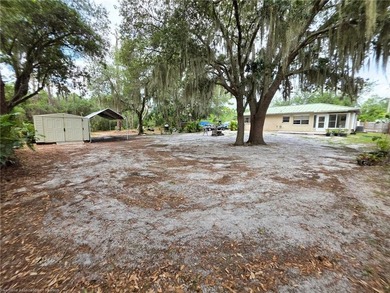 Are you looking for the perfect starter home? Check out this 2/1 - photo 45