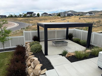 Welcome to this beautiful, fully finished home in the heart of - photo 55