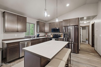 Tucked into a beautiful, wooded 3.23-acre setting, this inviting - photo 6
