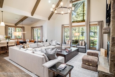 Welcome to an extraordinary residence within the exclusive Snake - photo 7