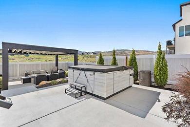 Welcome to this beautiful, fully finished home in the heart of - photo 57
