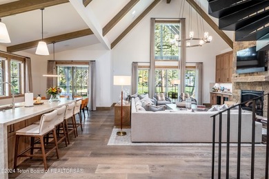 Welcome to an extraordinary residence within the exclusive Snake - photo 9