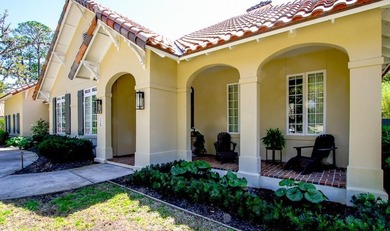 Welcome to refined coastal living on St. Simons Island, where - photo 6