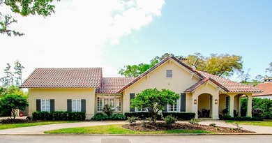Welcome to refined coastal living on St. Simons Island, where - photo 8