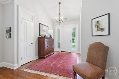Welcome to this impeccably maintained 4-bedroom, 4-bathroom home - photo 7