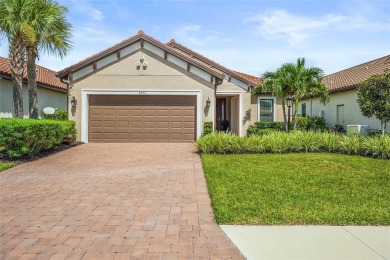Lake Home For Sale in Bradenton, Florida