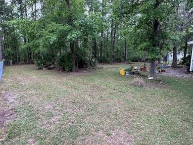 3 Bedroom, 2.5 bath ranch style home with a dedicated office - photo 2