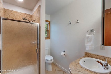 Sparkling Pend Oreille views, privacy and comfort meet with over - photo 18
