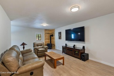 Sparkling Pend Oreille views, privacy and comfort meet with over - photo 20