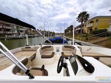 Great channel front home & neighborhood location with boat lift - photo 22