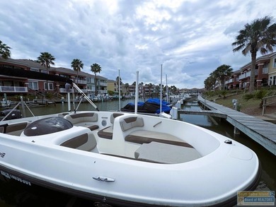 Great channel front home & neighborhood location with boat lift - photo 23
