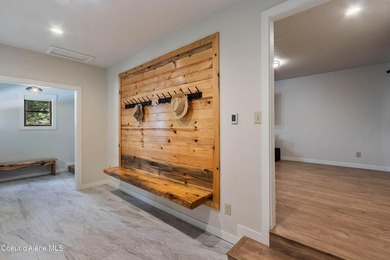 Sparkling Pend Oreille views, privacy and comfort meet with over - photo 24