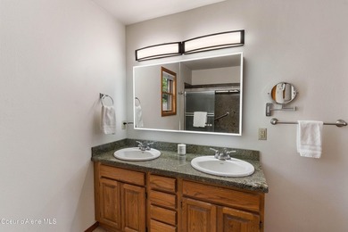 Sparkling Pend Oreille views, privacy and comfort meet with over - photo 28
