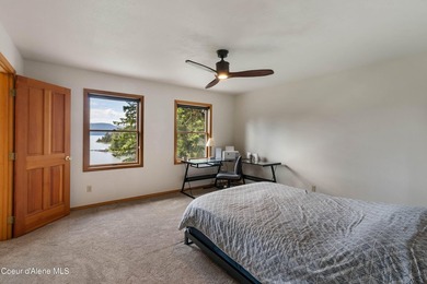 Sparkling Pend Oreille views, privacy and comfort meet with over - photo 29