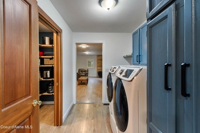 Sparkling Pend Oreille views, privacy and comfort meet with over - photo 30