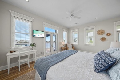 Welcome to 106 Carillon Market Street, a stand alone 2,250 sq ft - photo 36
