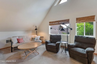 Sparkling Pend Oreille views, privacy and comfort meet with over - photo 42