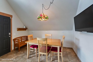 Sparkling Pend Oreille views, privacy and comfort meet with over - photo 45