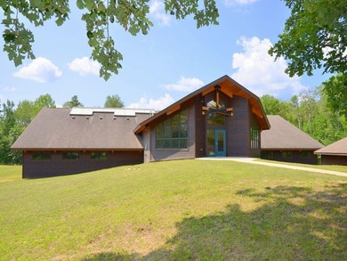 Experience a level of luxury and recreation rarely found in the - photo 2
