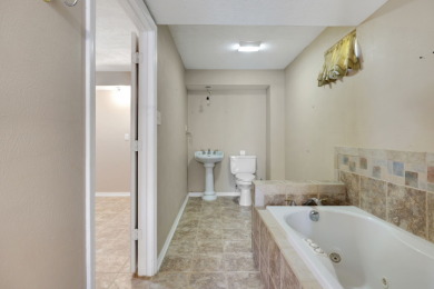 Peaceful Retreat on 2 lots - photo 9