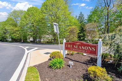 Welcome to this highly sought-after first-floor end unit located - photo 31