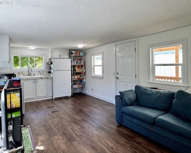 Additional listing photo 3