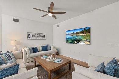 Enjoy an elevated coastal lifestyle in this modern - photo 4