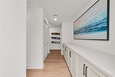 Enjoy an elevated coastal lifestyle in this modern - photo 10