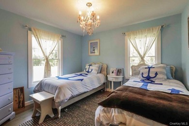 Bridgehampton Gambrel with Private Pickel & Padel Court The - photo 9
