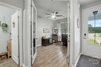 Welcome home to the very model home that greets this entire - photo 10