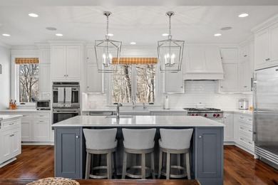 Commanding 180-degree views across Lake Marion and Robinson Bay - photo 20