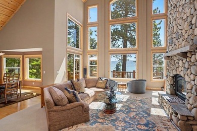 Captivating lake views, thoughtful design, and timeless mountain - photo 5