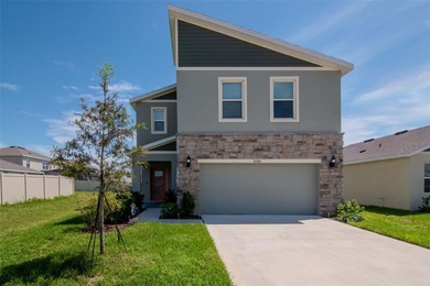 King Lake Home For Sale in Wesley Chapel Florida