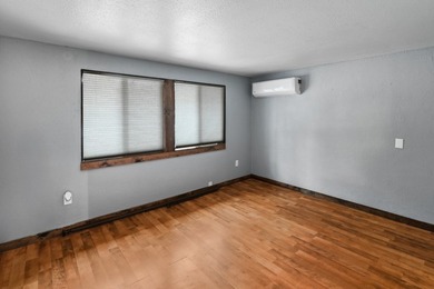 This seven bedroom, two bathroom home offers three thousand