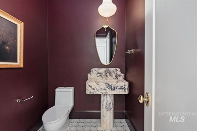 A truly one-of-a-kind home - the rare opportunity everyone waits - photo 15