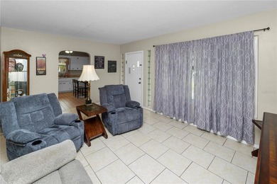 Under contract-accepting backup offers. Charming and move in - photo 5