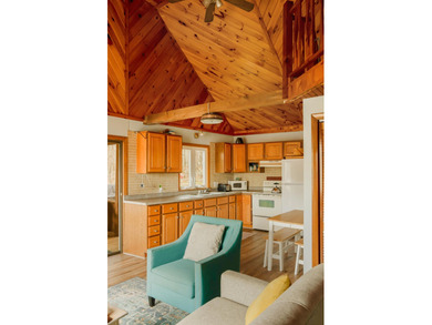 Whether you're searching for a peaceful personal getaway, an - photo 5