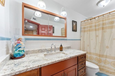 This income-producing duplex presents a fantastic opportunity - photo 18
