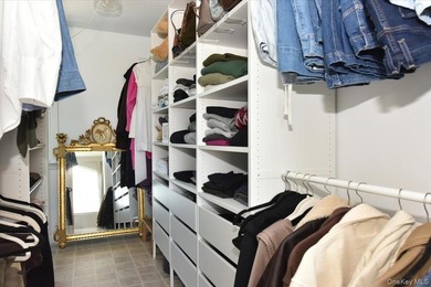 Comfort, Quality, And Style Abound In This Move-In ready - photo 19